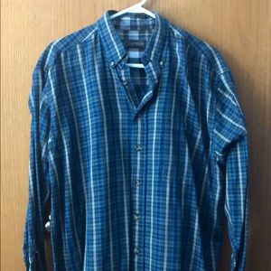 Men’s flannel button down shirt